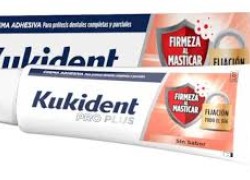 Kukident Pro Plus Firmeza ao Mastigar Creme adesivo